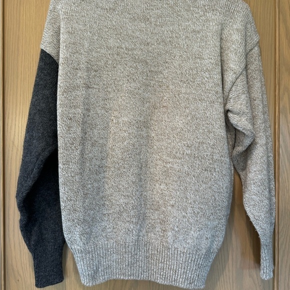 Vintage 20ans Mariea Kim Unisex Crewneck Sweater Mountain Lion / small - Picture 7 of 9